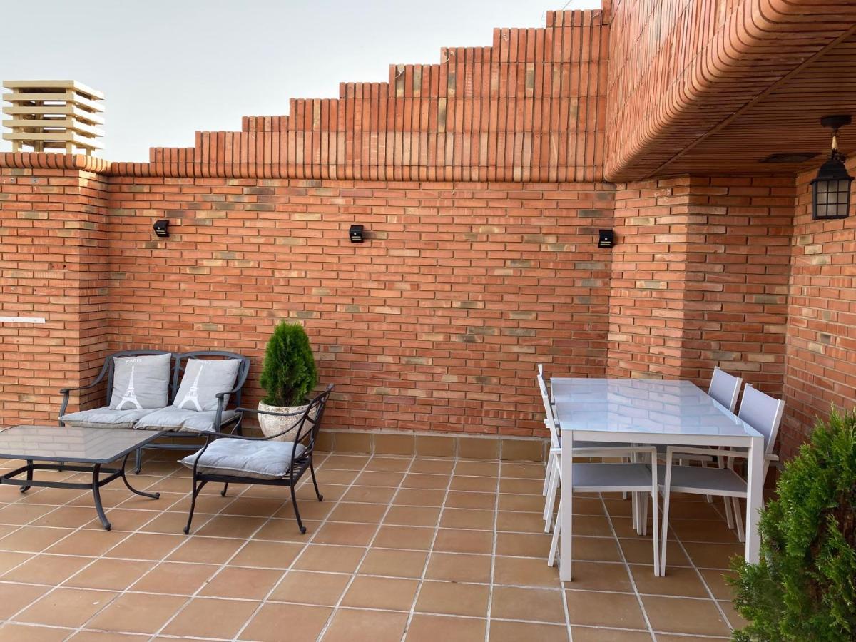 TeruelHome IV Atico con vistas y aparcamiento en el centro Exterior foto